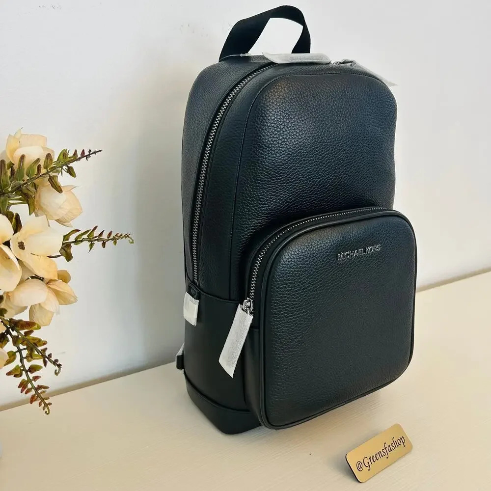 Michael Kors MK Cooper Logo Sling Pack Black - Picture 4 of 9